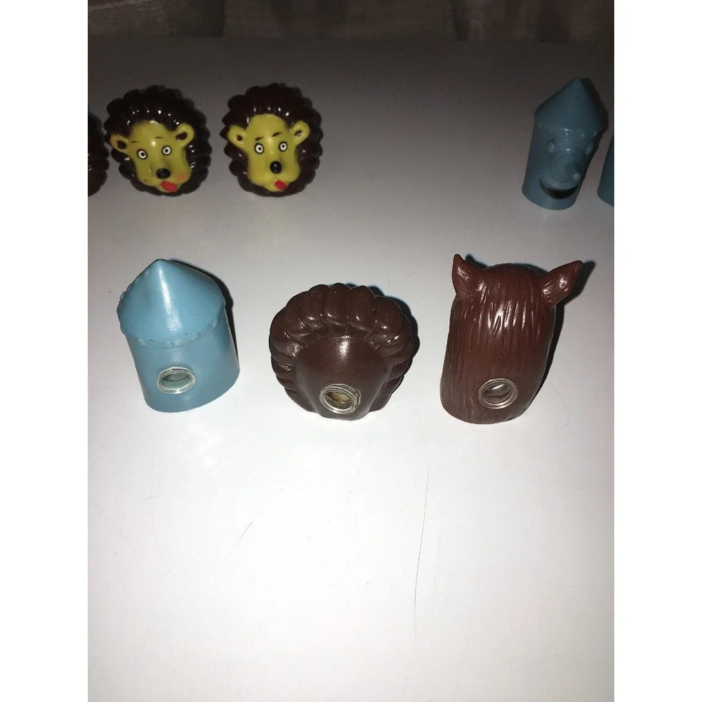 VINTAGE WIZARD OF OZ Set 15 LIGHT STRING COVERS Lion Tin‎ Man Vintage Wow!